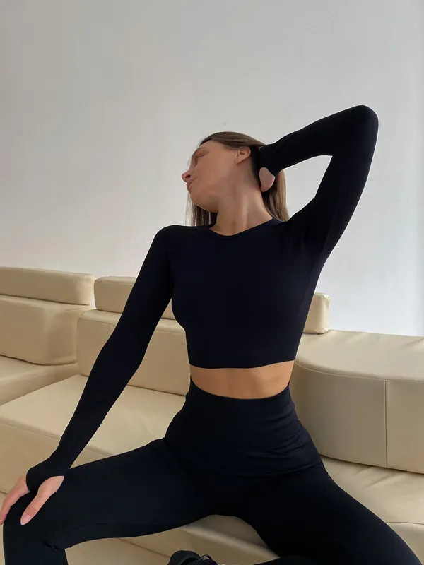 სპორტული სამოსი